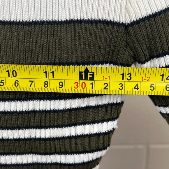 Y2K Unionbay Striped Stretch Short sleeve Turtleneck Size Large L - Picture 4 of 5